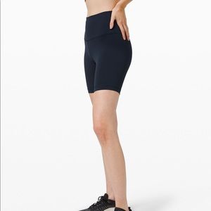 NWT Lululemon high rise bike short 6” in True Navy